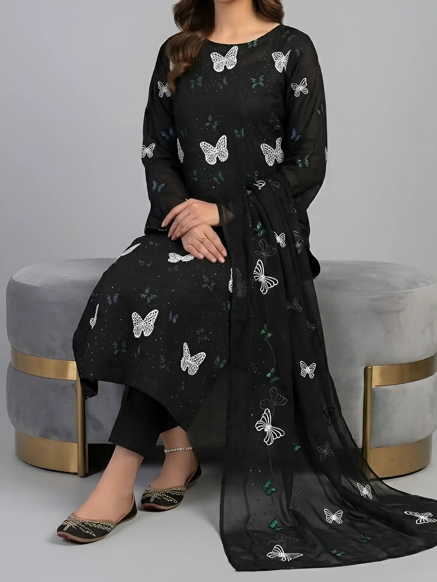 3PC PURE LAWN HEAVY. EMBROIDERED