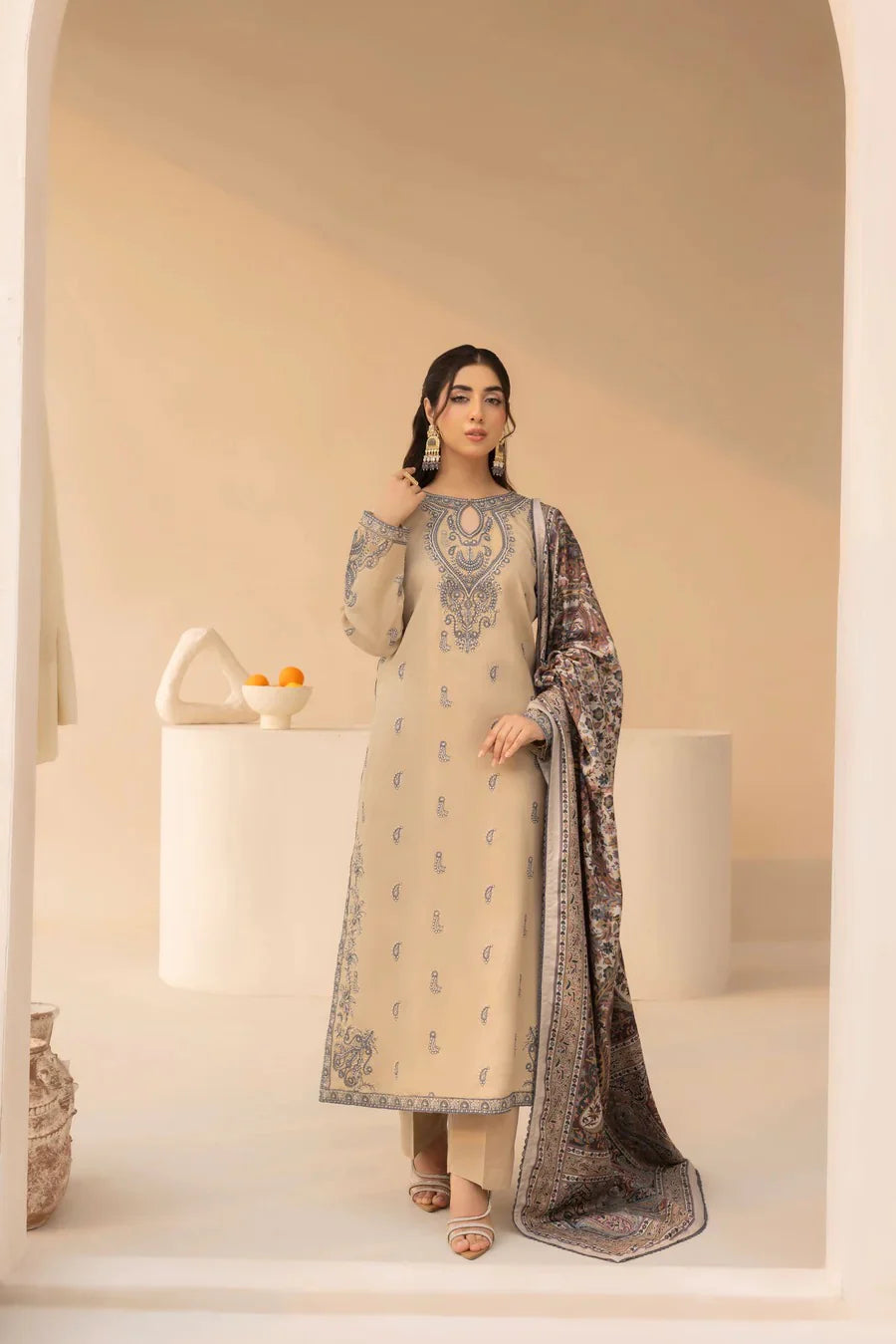 MOHANGI 4PC EMBROIDERED LAWN