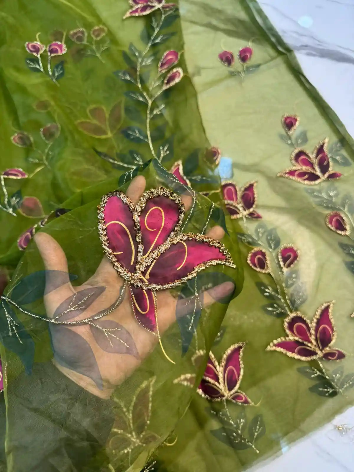 4PC MEHNDI ORGANZA HEAVY HAND PAINT FULLY GOTTA WORK