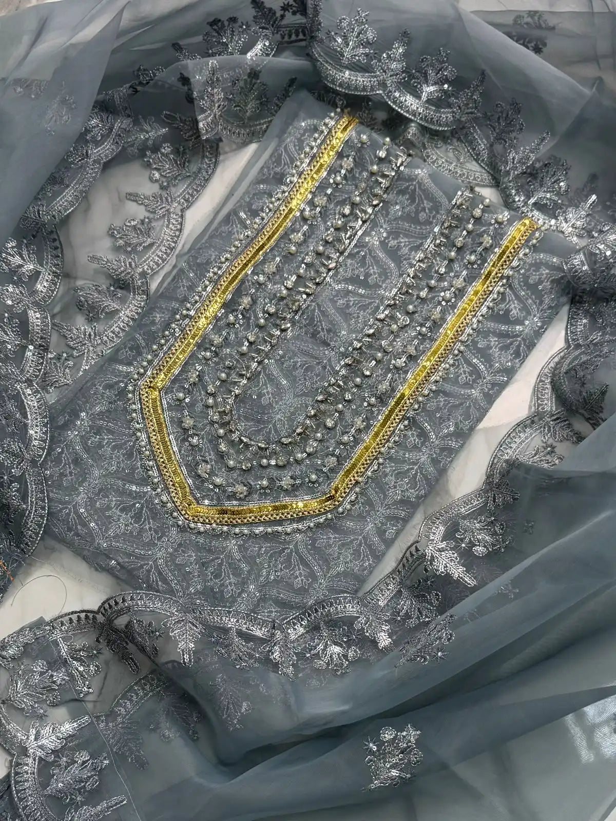 4PC GREY FANCY HEAVY EMBROIDERY WORK