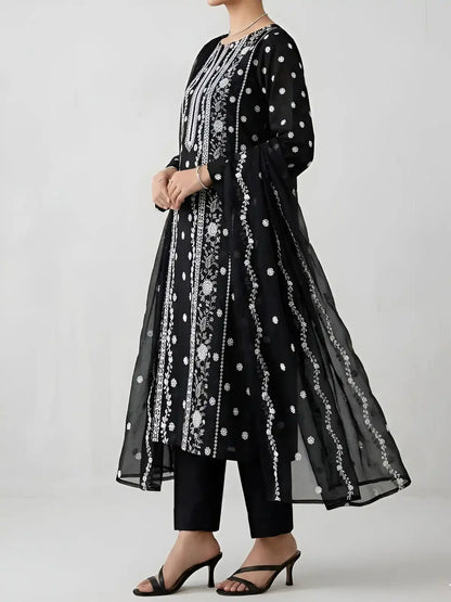 3PC PURE LAWN HEAVY. EMBROIDERED