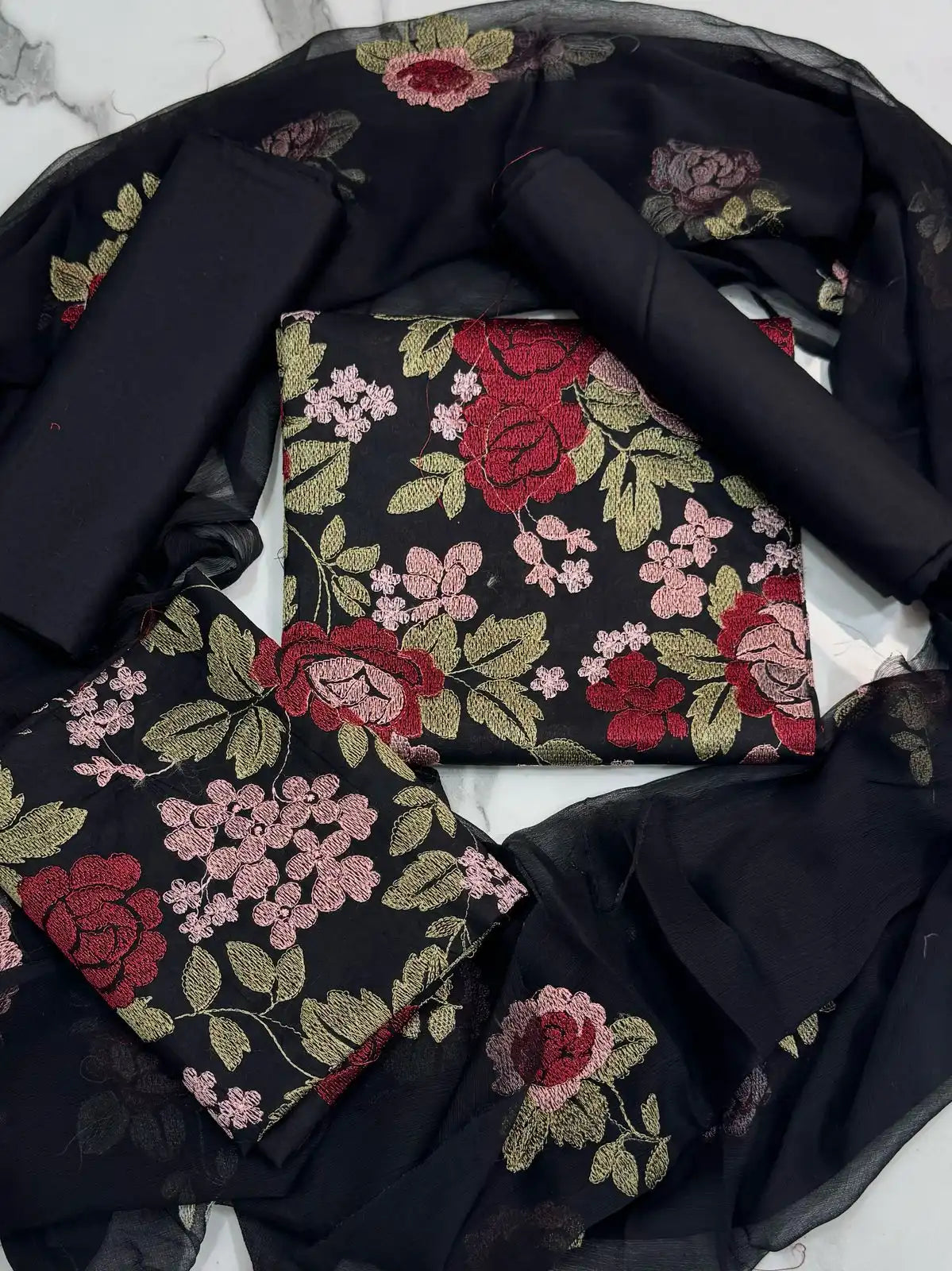 BAREEZE 4PC EMBROIDERED LAWN