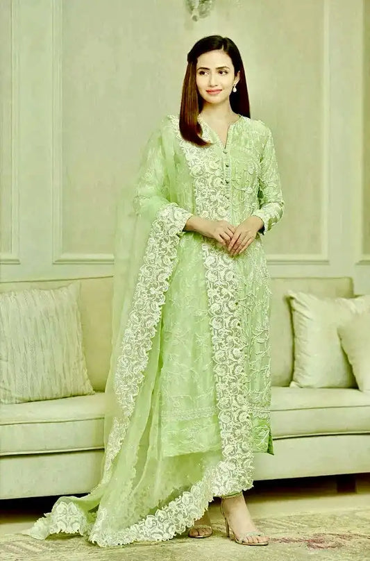 BAREEZE 4PC EMBROIDERED LAWN