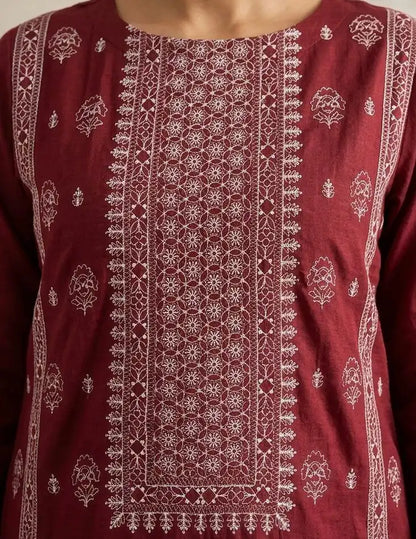 3PC PURE LAWN HEAVY. EMBROIDERED
