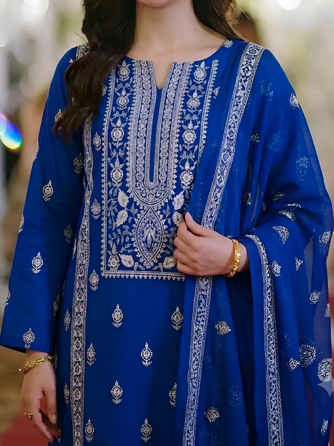 3PC PURE LAWN HEAVY. EMBROIDERED