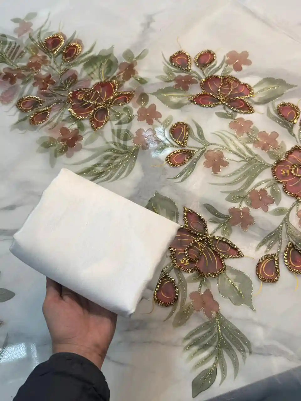 4PC WHITE ORGANZA HEAVY HAND PAINT FULLY GOTTA WORK