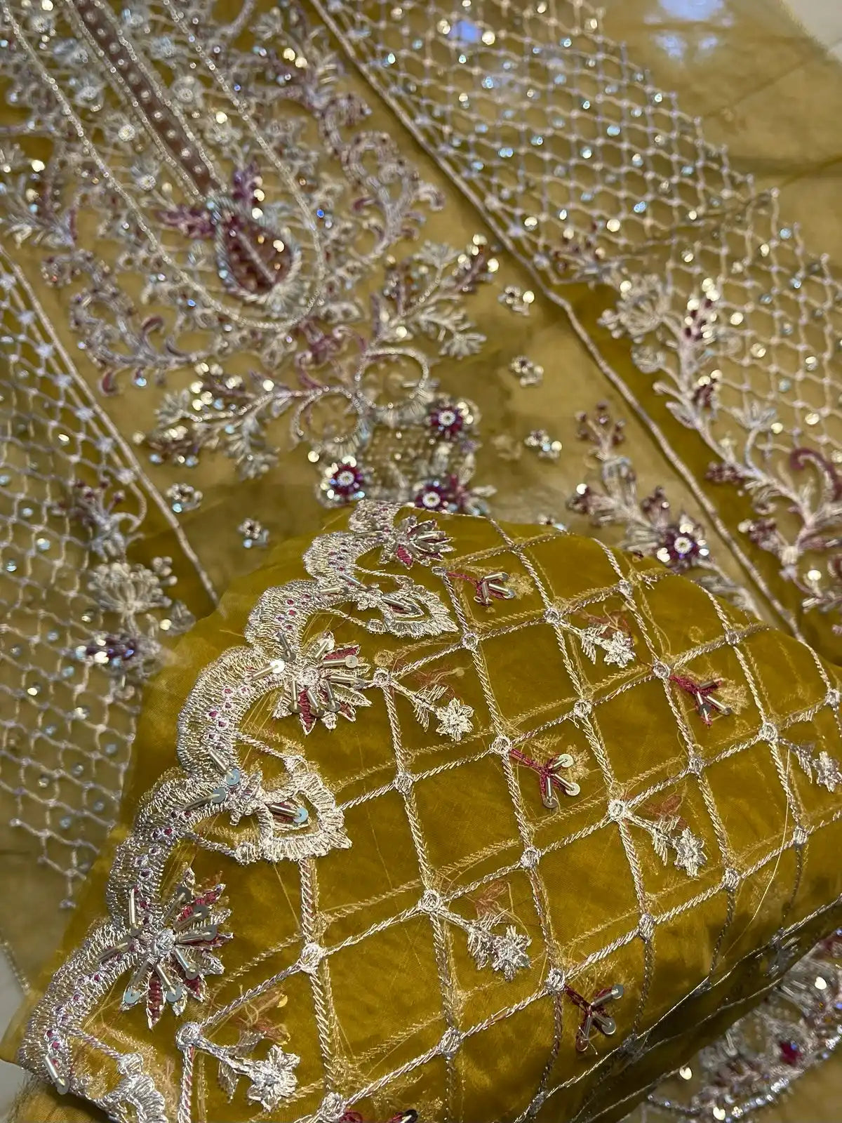 4PC MEHNDI FANCY HEAVY EMBROIDERY WORK PREMIUM STUFF