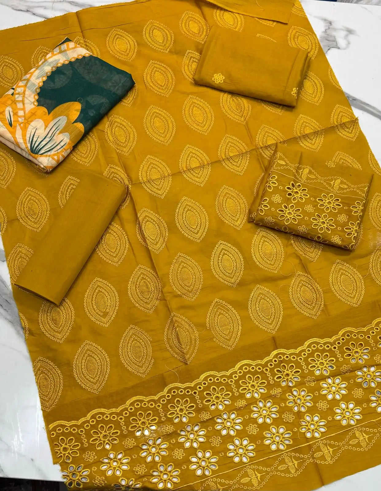 LAAM 4PC EMBROIDERED LAWN