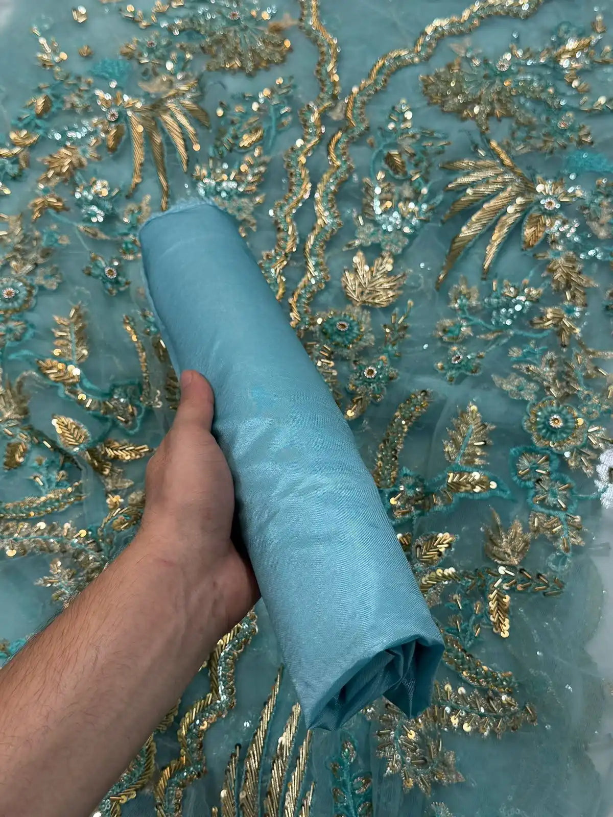 4PC FEROZI BRANDED FANCY SUIT FULLY EMBROIDERED WORK