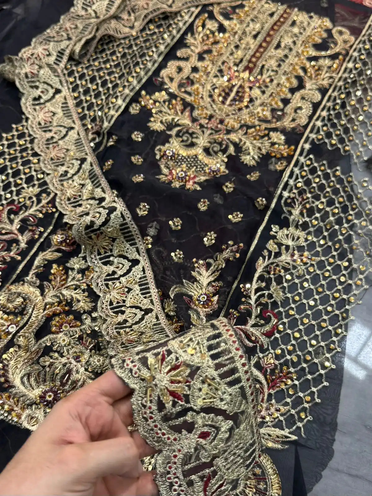 4PC BLACK FANCY HEAVY EMBROIDERY WORK