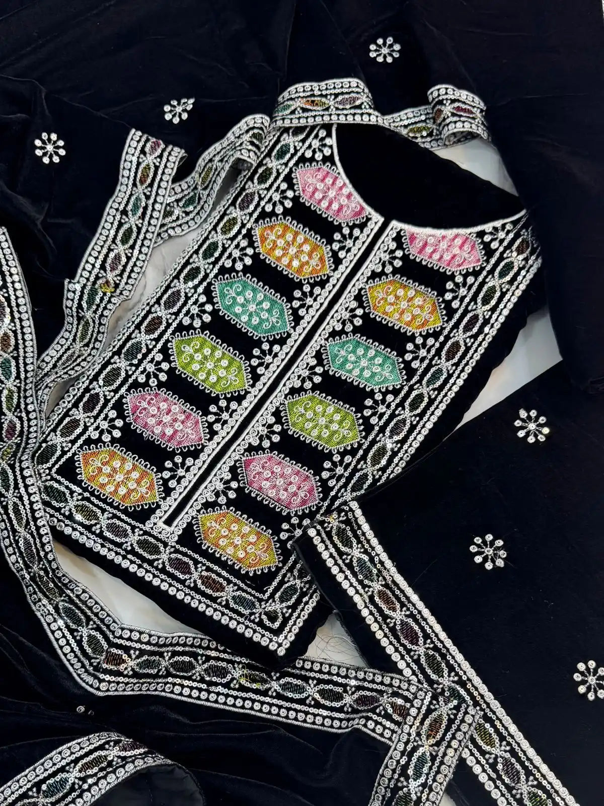 3PC BLACK PURE VELVET FANCY HEAVY EMBROIDERED